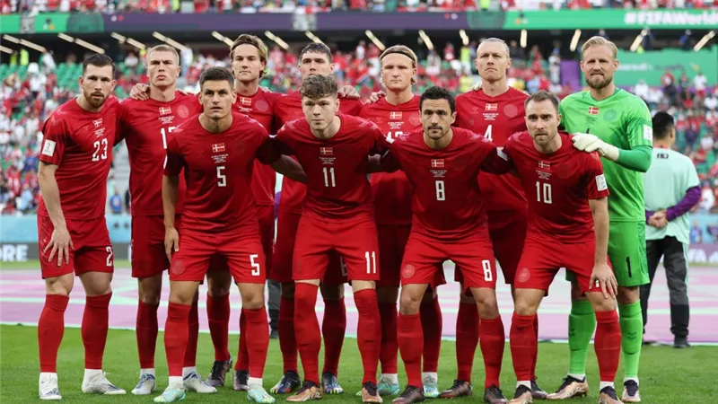 موعد والقنوات الناقلة لمباراة أستراليا والدنمارك بكأس العالم
