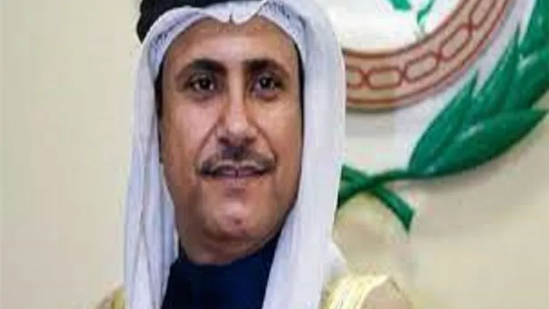 العسومي يدين الهجوم الإرهابي على فندق في محيط مقر الرئاسة الصومالي