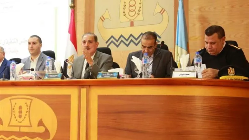 المجلس التنفيذى يوافق على تخصيص أراضي لإقامة مشروعات خدمية