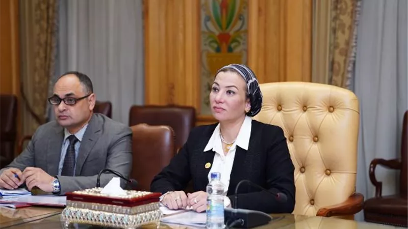 وزيرا البيئة والإنتاج الحربى يناقشان موقف مشروع محطة تحويل المخلفات