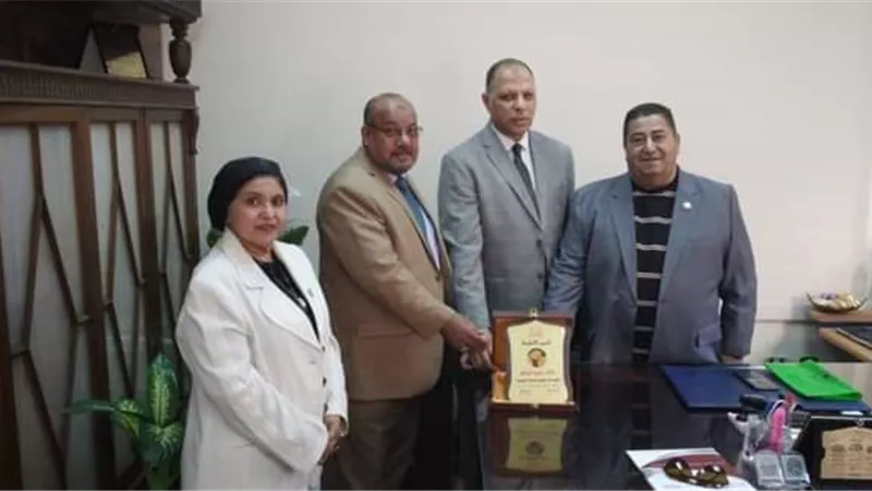 نقابة جنوب القاهرة تكرم عطية وعبد الحكم