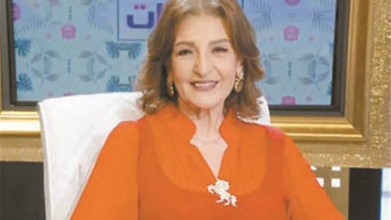ليلي عز العرب فلاحة في 