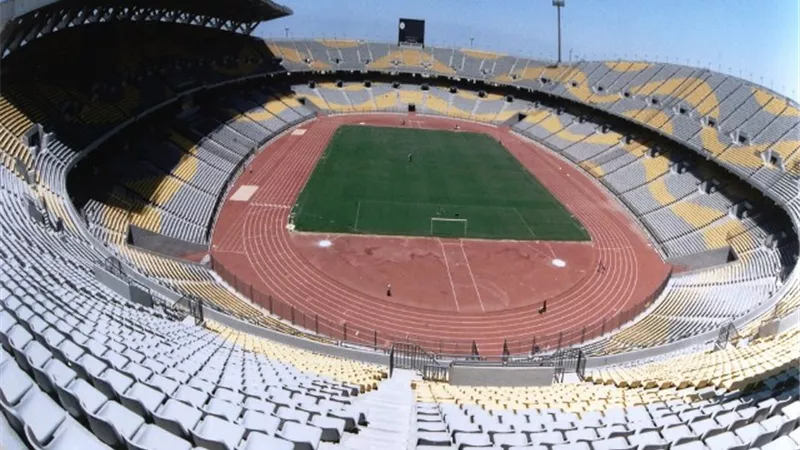 استعدادات أمنية مكثفة لتأمين مباراة الزمالك والمصري الليلة