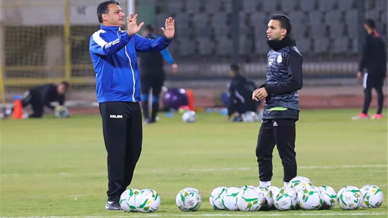 النادى المصرى يحسم مصير إيهاب جلال