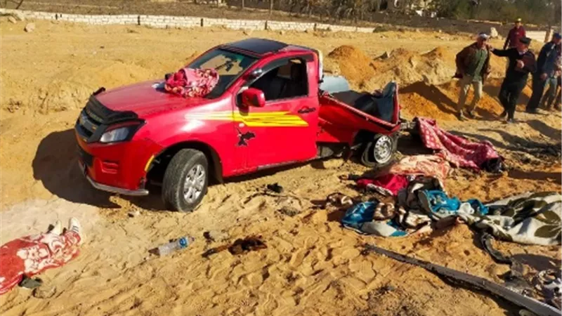 وزير القوى العاملة يتابع حادث انقلاب سيارة عمال..وينعي أسر المتوفين