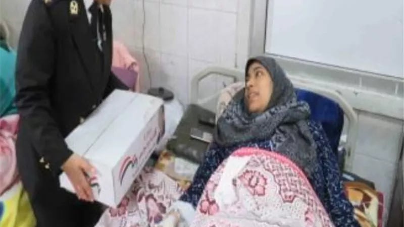 زيارة دور رعاية المسنات والمستشفيات بمديريات الأمن