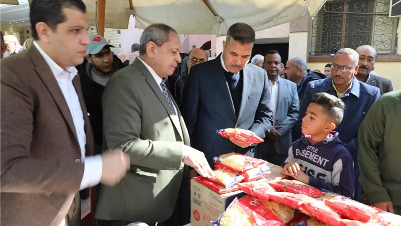 افتتاح معرض السلع الغذائية بجمعية الشبان المسلمين في المنيا .صور