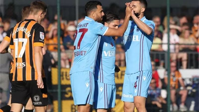 فيديو .. تريزيجيه يسجل هدفا رائعا فى تعادل طرابزون مع هال سيتي وديا
