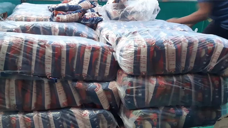 ضخ ٦٠ طن ارز معبأ بسعر ١٥ جنيه للمستهلك بالمحلات التجارية بالأقصر