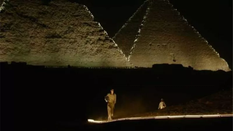 زاهي حواس يكشف تفاصيل احتفال شركة 