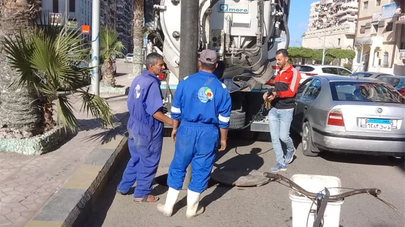 رئيس مياه القناة: حملة تطهير مكبرة للصرف الصحي بالقطاعات الثلاثة