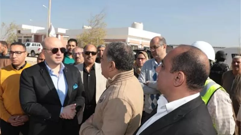 محافظ بني سويف يتفقد توسعات محطة الصرف الصحي بجبل أبوصير