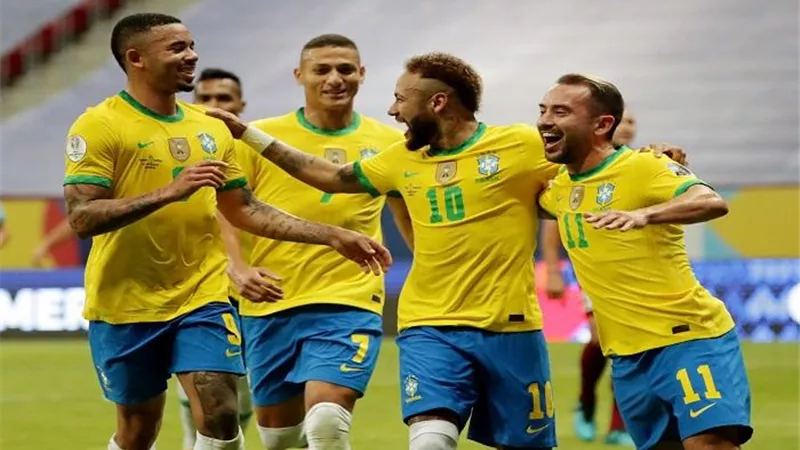 آرسنال يفكر في التعاقد مع مهاجم جديد بعد إصابة نجم البرازيل