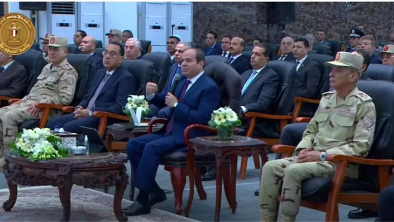 الرئيس السيسي: 
