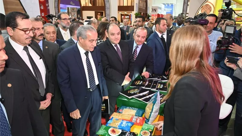 وزيرا التموين والصناعة يفتتحان معرض فوود أفريكا للصناعات الغذائية