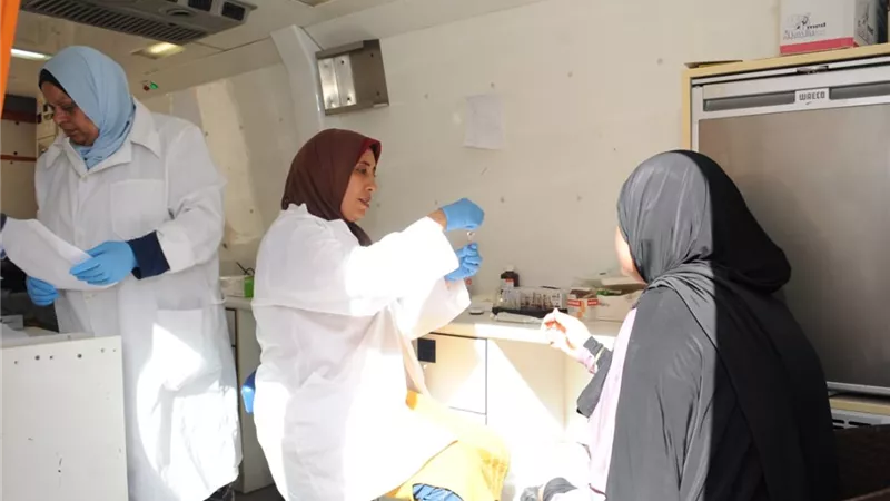 المنطقة الشمالية العسكرية تنظم عدد من القوافل الطبية بأحياء بشاير الخير