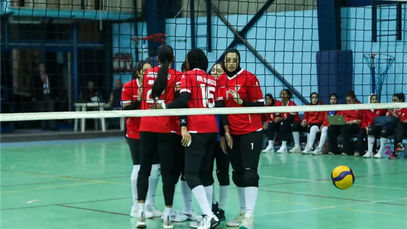 الأهلى يهزم الزمالك 1/3 فى دورى سيدات الطائرة