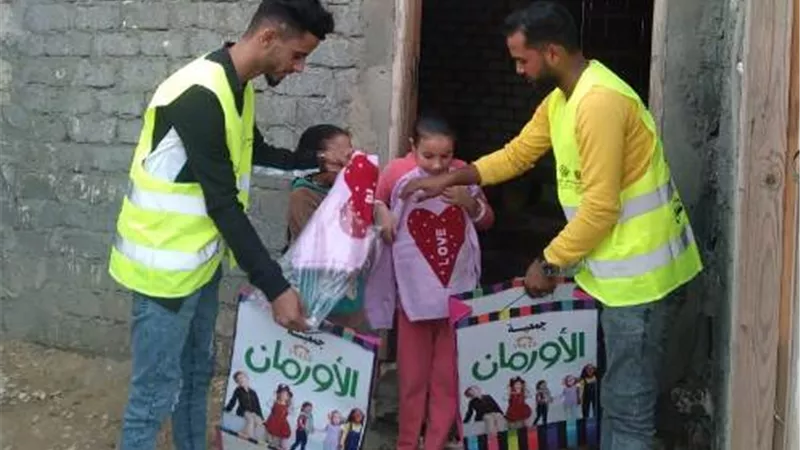 توزيع ملابس الشتاء بالمجان من الاورمان لاطفال كفر الشيخ