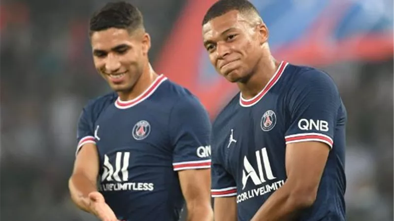 لماذا زار مبابي مقر إقامة منتخب المغرب قبل لقاء إسبانيا -- فيديو