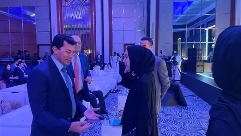 وزيرالشباب يشارك فى حفل تكريم الفائزين بجائزةمحمد بن راشد بالأمارات