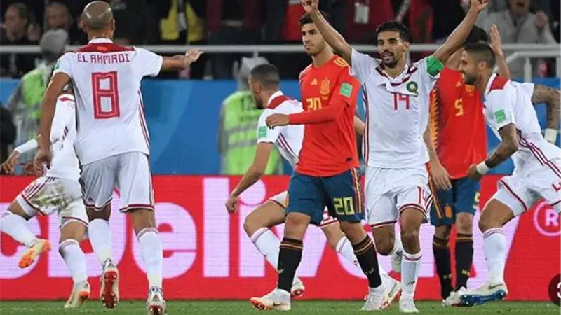 الباندا تتوقع فوز اسبانيا على المغرب بهدف ..فيديو