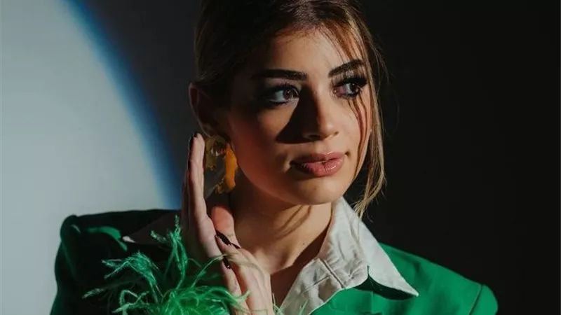 بألوان مبهجة.. ليلى زاهر تتألق عبر إنستجرام