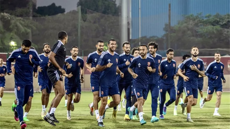 الأهلى يختتم تدريباته قبل السفر لمواجهة غزل المحلة فى الدورى