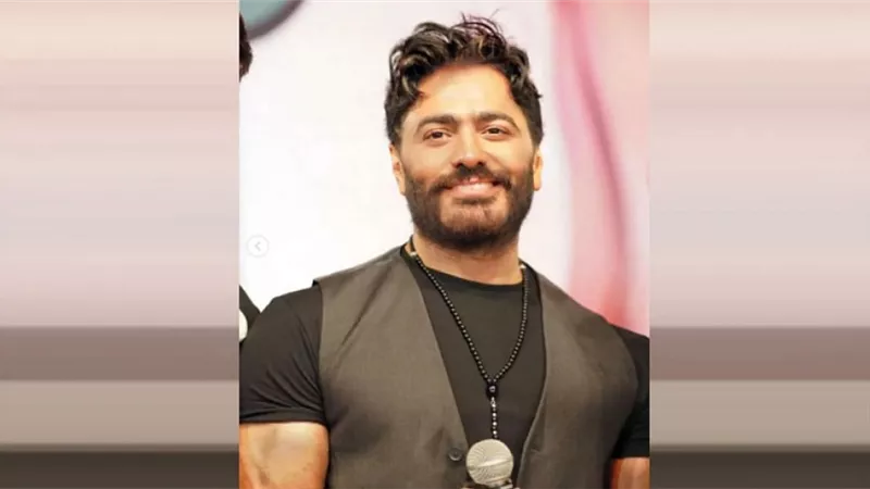 تامر حسني يوجه رسالة للشباب.. ويؤكد: كنت بطل مشروع تخرج عمرو الليثي