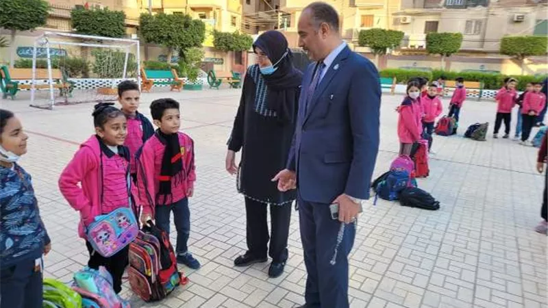الفولي يتابع سير العمل بمدارس شبين الكوم التعليمية