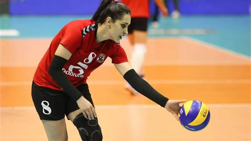 نهلة سامح: لم أتفهم رفض لاعبات الزمالك المصافحة
