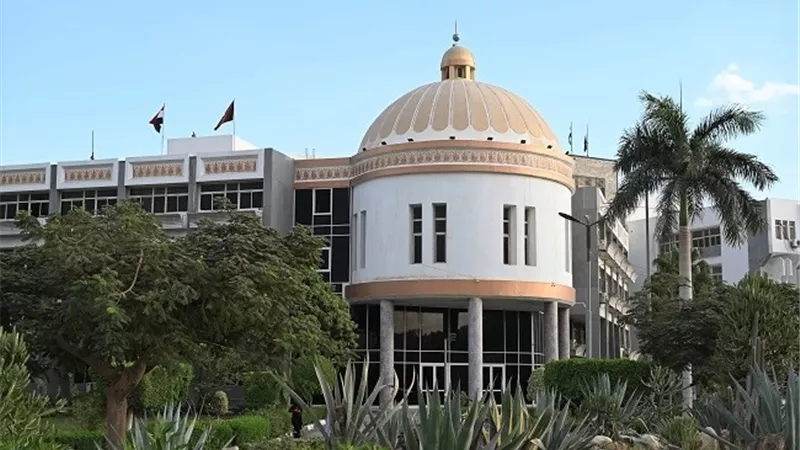 انتخابات أمناء اللجان ومساعديهم بالكليات .. بجامعة الفيوم
