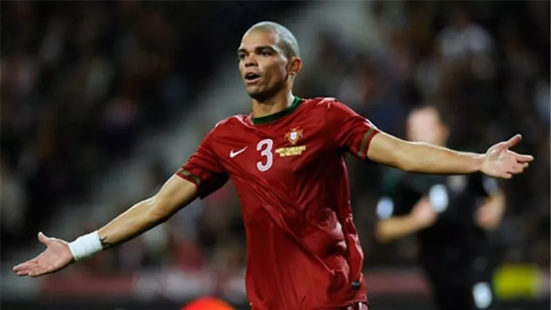 كأس العالم.. بيبى يسجل الهدف الثانى للبرتغال أمام سويسرا.. فيديو