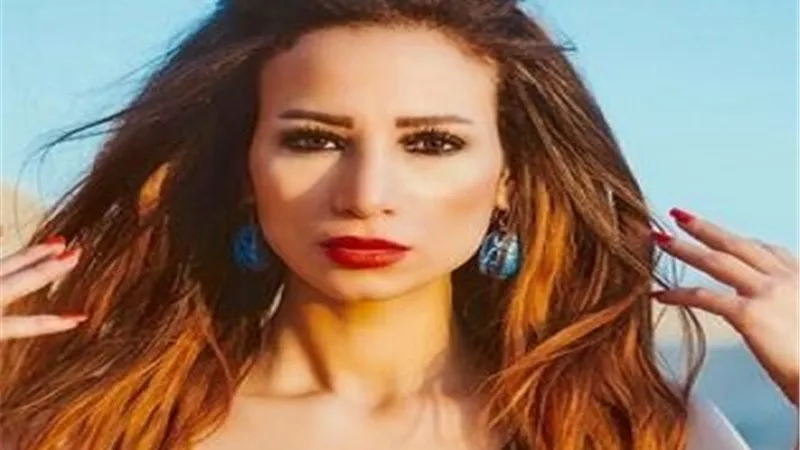 غادة طلعت تداعب ريهام الشنوانى عبر السوشيال ميديا .. شاهد