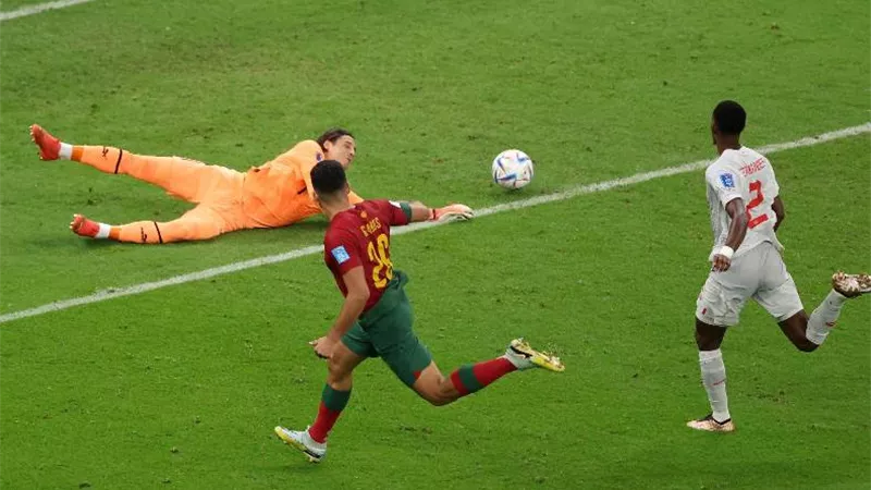 ملخص وأهداف مباراة البرتغال وسويسرا 6 / 1 - فيديو