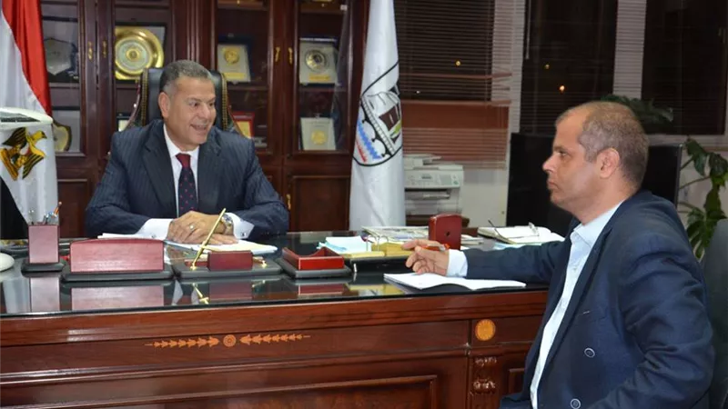 علاج 300 مريض فى مبادرة (عينك في عنينا) ببني سويف