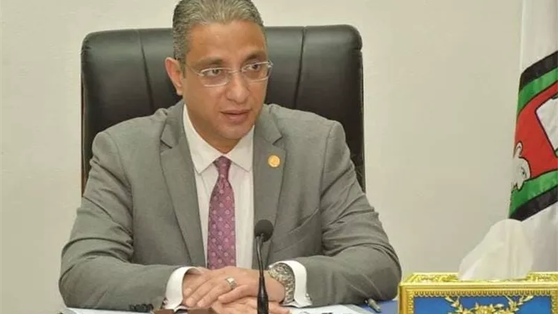 محافظ سوهاج يهنئ رئيس الوزراء بمناسبة ذكرى انتصارات العاشر من رمضان