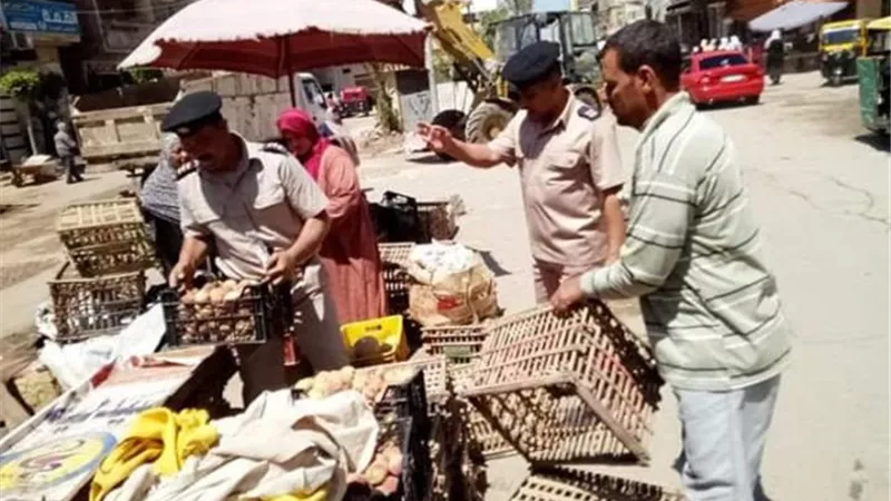 حملة لرفع الاشغالات بشوارع مدينة الحامول