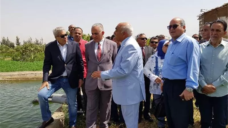 وزير الري ومحافظ المنيا يفتتحان مؤتمر 