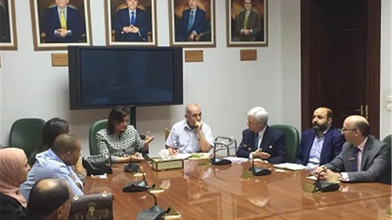 محرز تبحث مع رجال اعمال ايرلنديين إستيراد عجلات عشار لإنتاج الألبان واللحوم