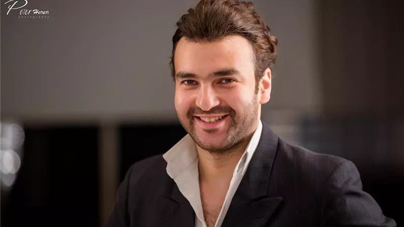 كريم أسامه يلفت الأنظار فى أول ظهور له بمسلسل 