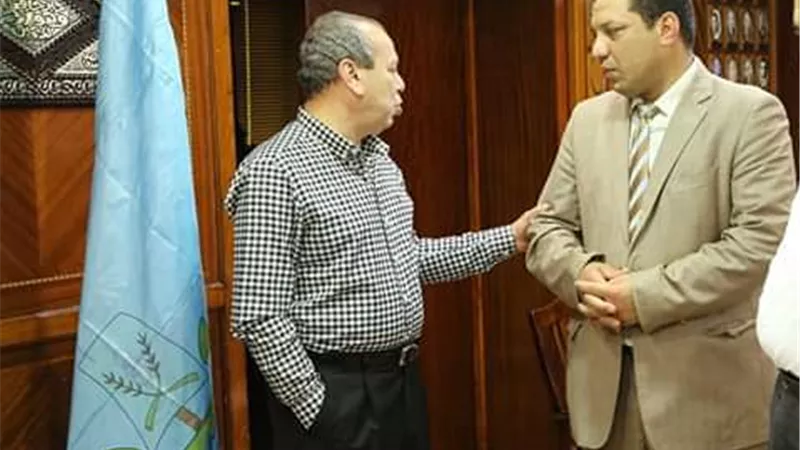 محافظ كفر الشيخ يطالب بتدوير الاطباء لسد العجز