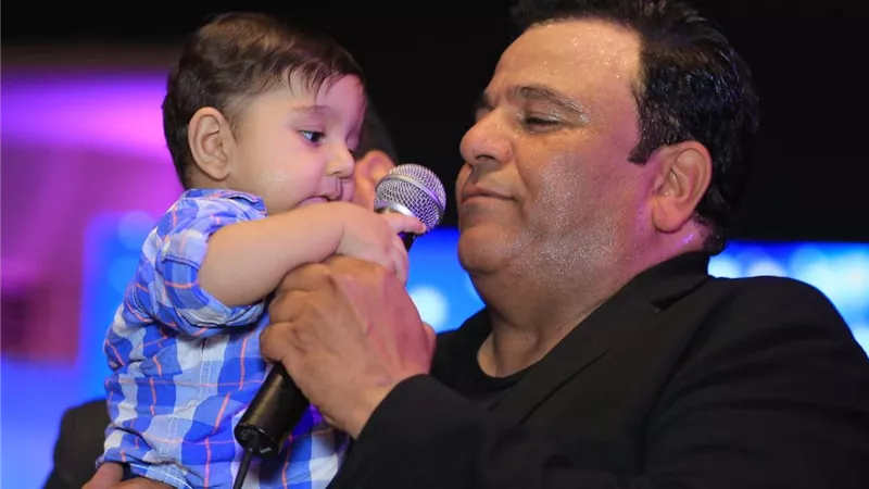 محمد فؤاد يشعل خيمة رمضانية بحضور كامل العدد .. صور
