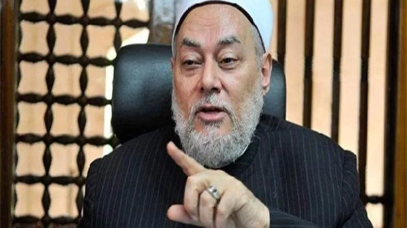 أعاني من عادة قضم الأظافر..فهل هذا يفسد الصيام؟