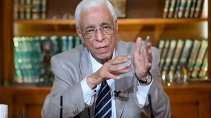 حسام موافي: ممنوع نهائيا نقل دم 