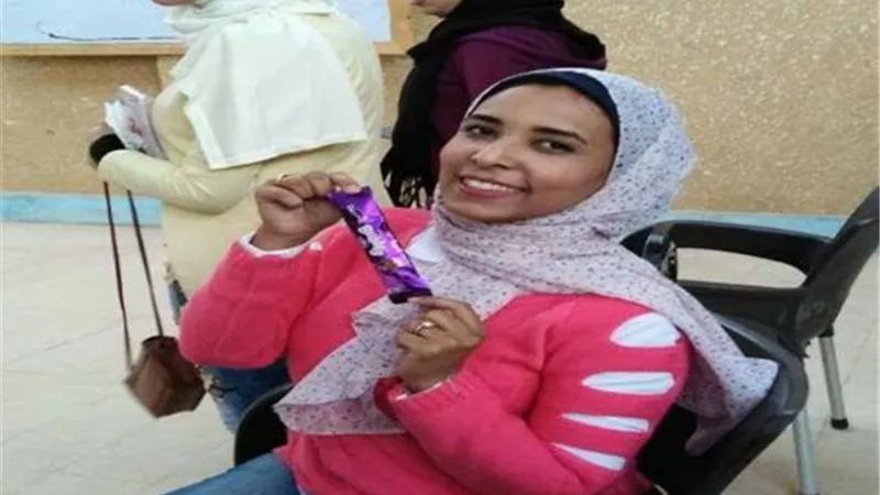 دعاء عبد السلام شهيدة العلم بالوادي الجديد رقم 33 بين علماء العالم في موسوعة 