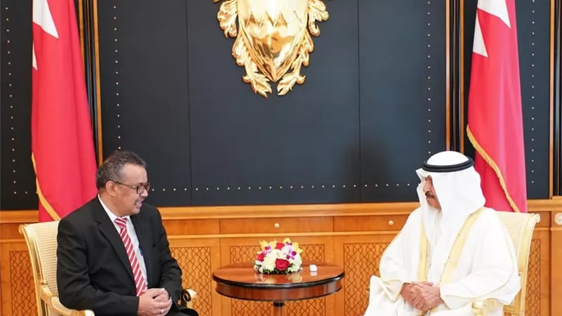 بعد اختياره قائدا عالميا.. رئيس الوزراء البحريني ونظرية النجوم اللامعة