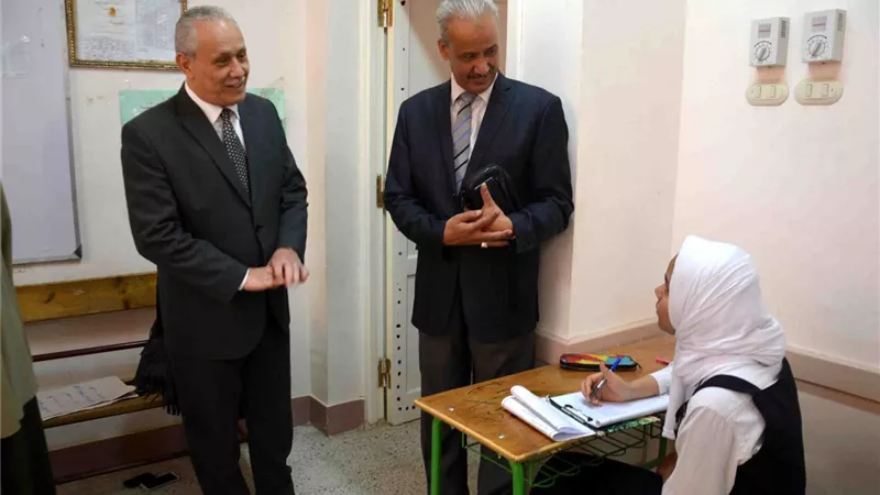 فى تابلت أولى ثانوى : الأزمة تعود إلى نقطة الصفر بعد تغيير الأرقام السرية