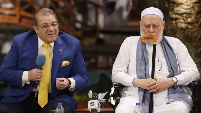 د. على جمعة بـ