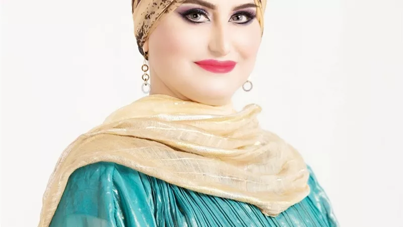 حنان أغا تشعل الأجواء بكولكشن 
