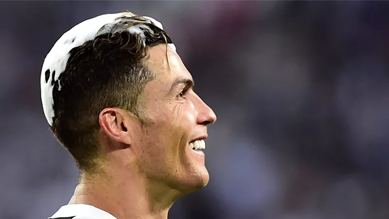 رسميا... رونالدو أفضل لاعب في الدوري الإيطالي